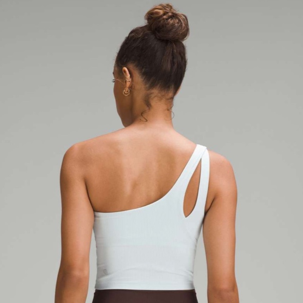 Lululemon Ribbed Nulu Asymmetrical Yoga Tank Top
Sheer Blue